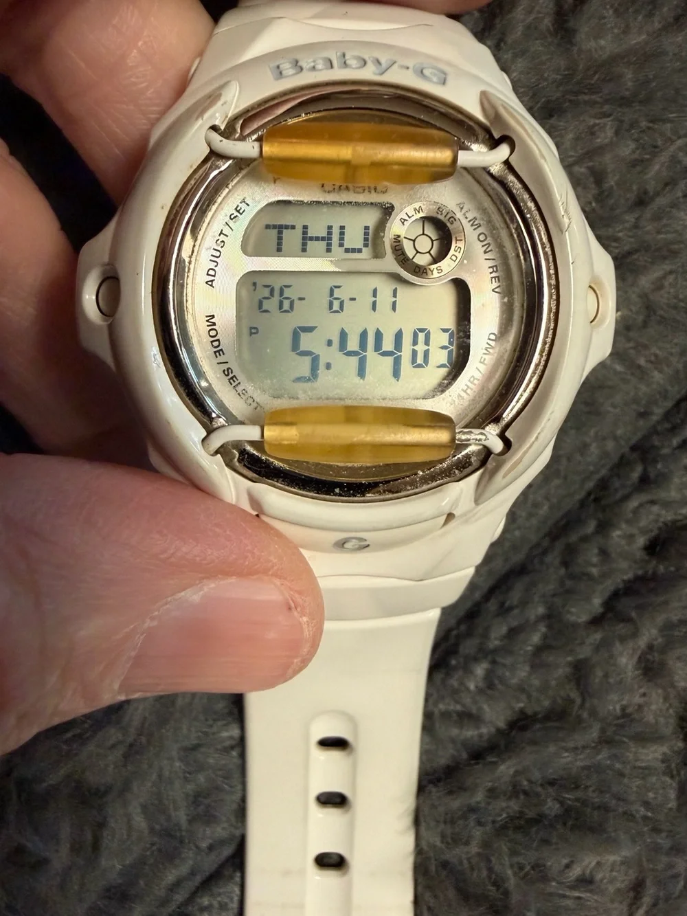 White Digital Sports Smartwatch - Women's Durable Wearable